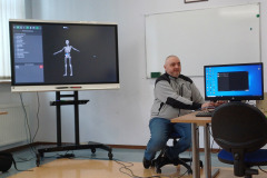 VR2
