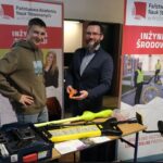 Stoisko promocyjne Inżynierii Środowiska na Targach Pracy