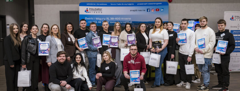 Kreatywność, innowacje i fundusze Unii Europejskiej – inspirujący Mini-Hackathon w Inkubatorze Przedsiębiorczości Krosno