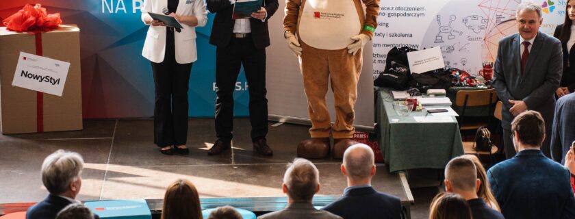 Marketing internetowy na XIII Targach Pracy PANS w Krośnie