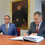 Insygnia przekazane