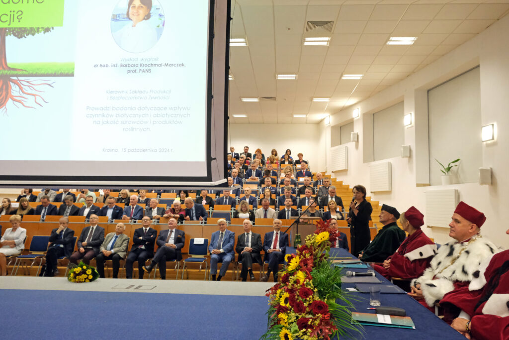 Wykład inauguracyjny – dr hab. inż. Barbara Krochmal-Marczak, prof. PANS pt. Czy rośliny są świadome swojej inteligencji?