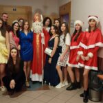 O chlebie i poszukiwaniu szczęścia. Studenci Pedagogiki organizują spotkanie dzieci ze świętym Mikołajem